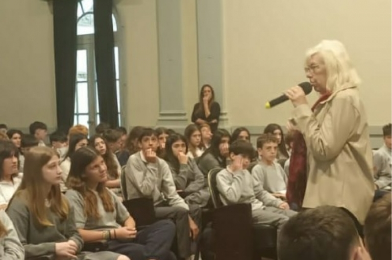 VISITA DE LYDIA CARRERAS